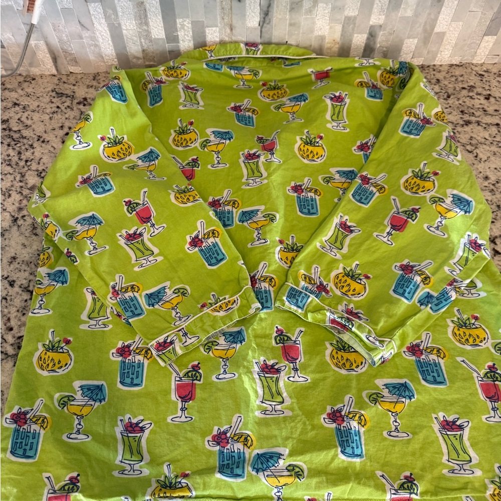 The Company Store 100% Cotton Lime Green Tropical Print Pajamas - Picture 6 of 12